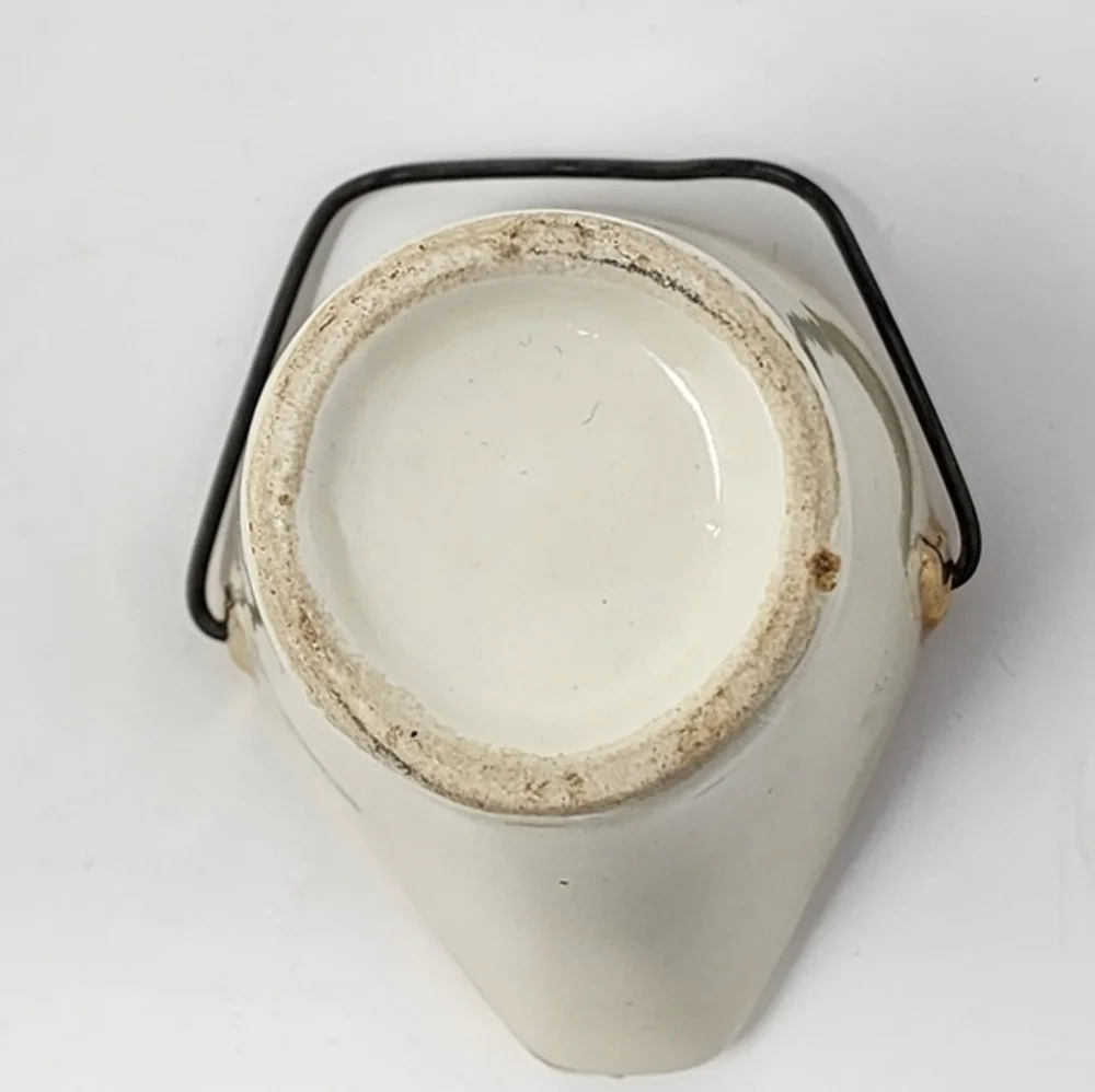 Vintage Ceramic Souvenir Ashtray‎ Coal Bucket Wisconsin Dells Souvenir